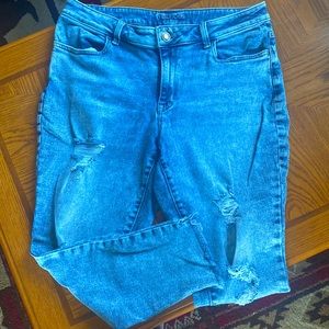 Skinny bleached and distressed mom jean, size 14